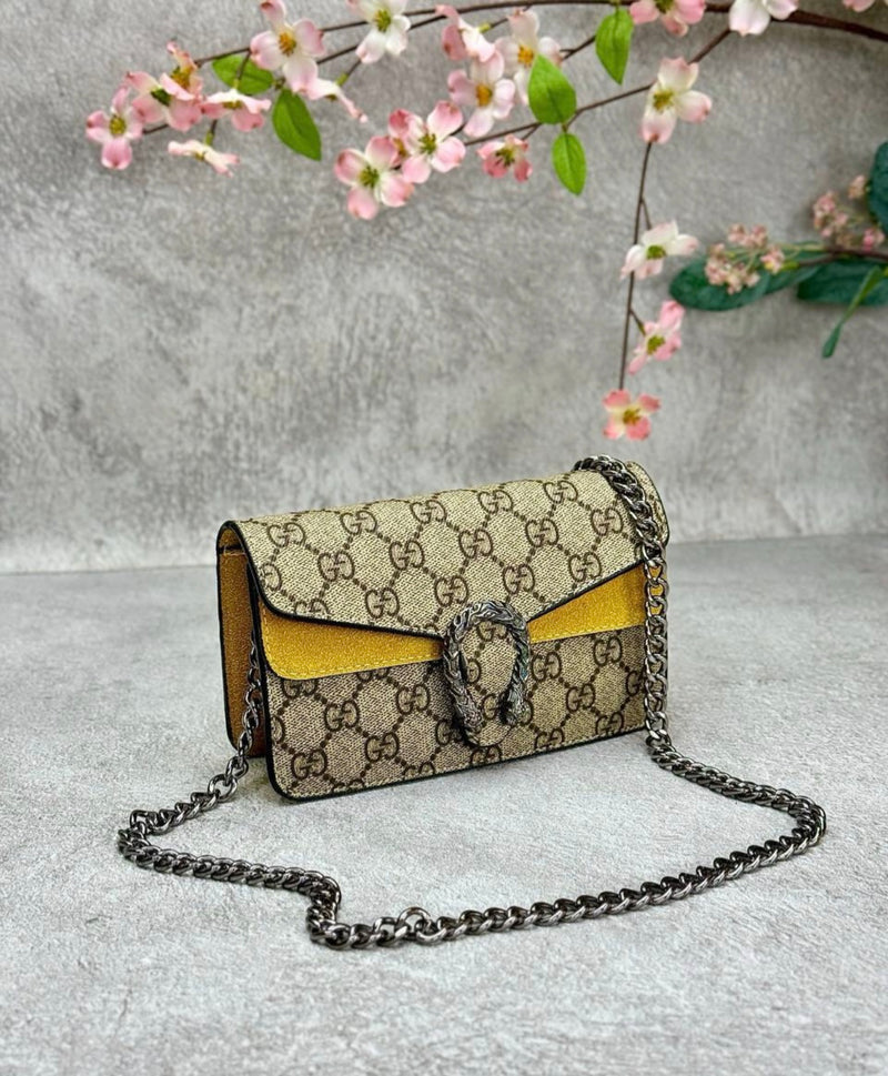 ZİNCİR DETAYLI ÇANTA