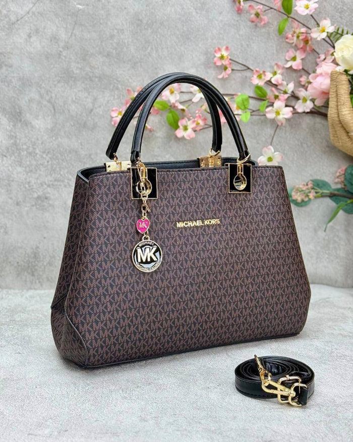 ZİNCİR DETAY ÇANTA