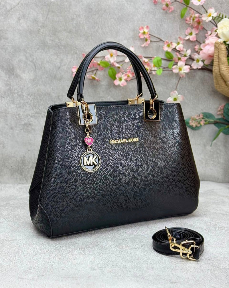 ZİNCİR DETAY ÇANTA