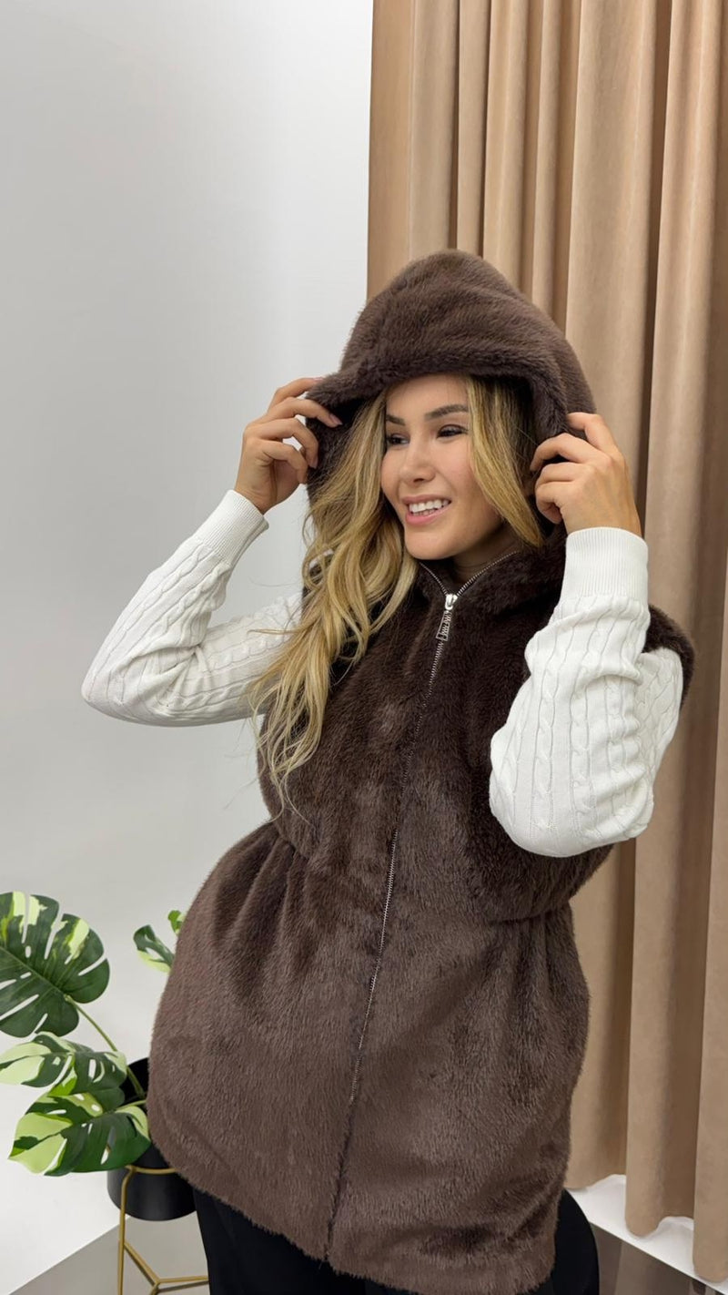 PELUŞ KAPŞONLU YELEK