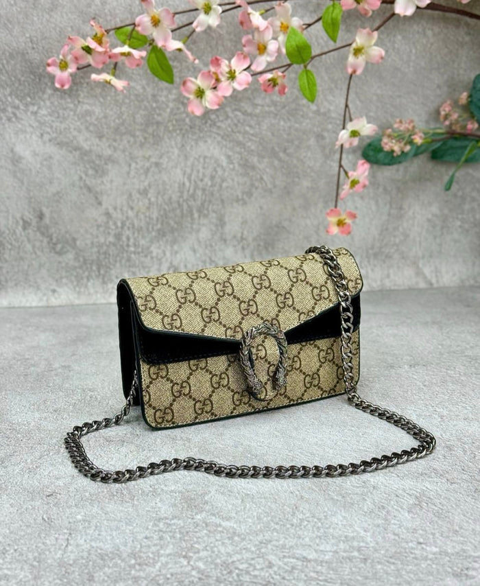 ZİNCİR DETAYLI ÇANTA